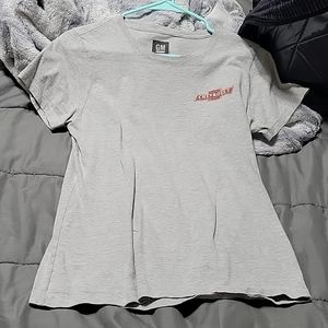 Grey short sleeve tee